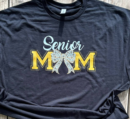 Bulldogs Bow senior  mom T-Shirt